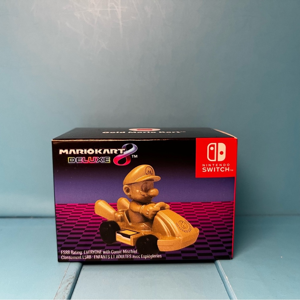 McDonald’s Happy Meal Toy - Nintendo Switch - Gold Mario Kart - Mario Kart 8